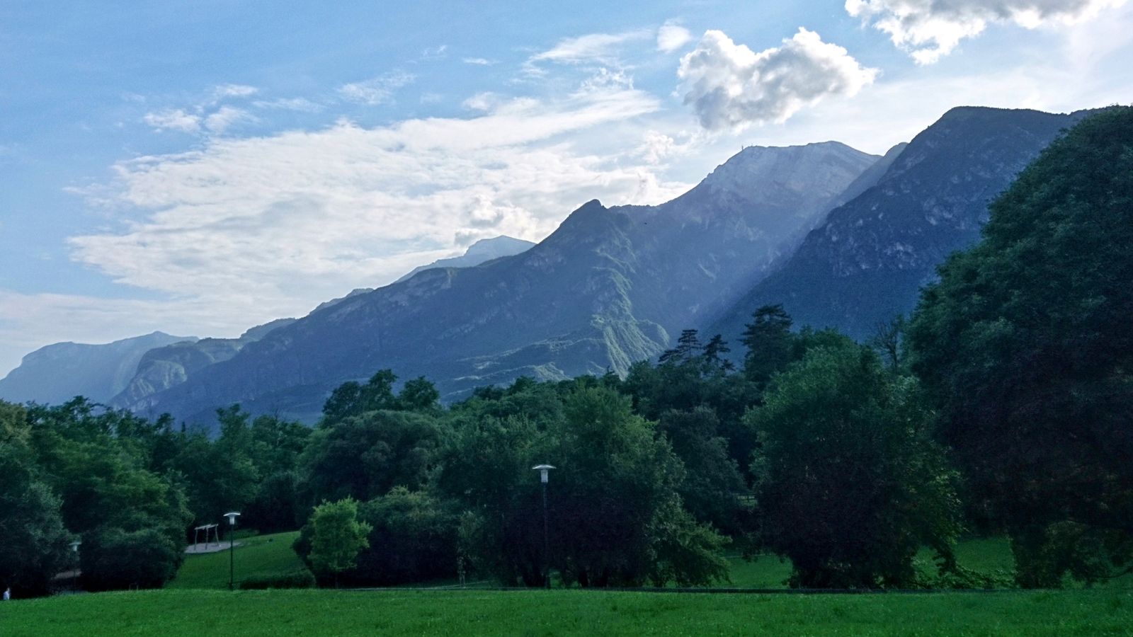 Il parco di Gocciadoro a Trento