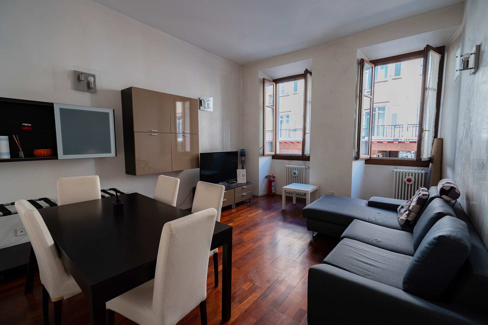 Via Belenzani Golden Suites